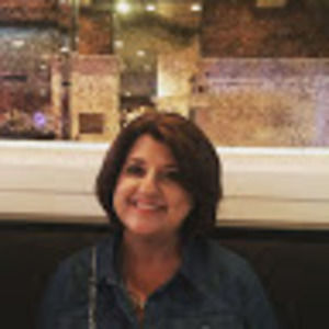 Meet your Posher, Crystal